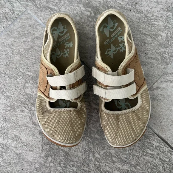 Merrell Lorelei MJ Womens Deep Tan Walking Mary Jane Comfort Shoes